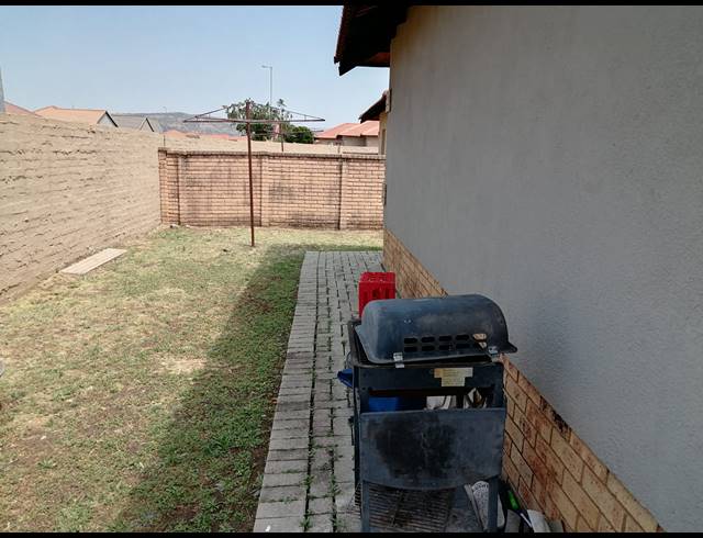 3 BEDROOM HOUSE FOR SALE IN WATERKLOOF